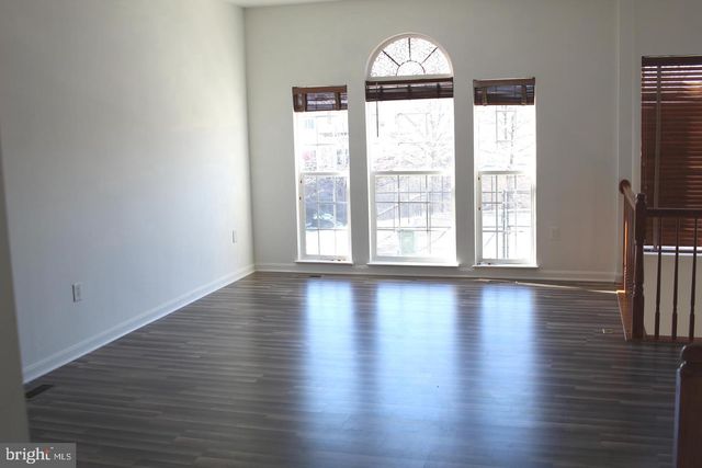 202 BLOSSOM LN, Stafford, VA 22554