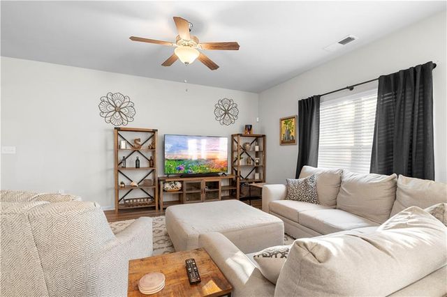 300 Winston Circle, Canton, GA 30114