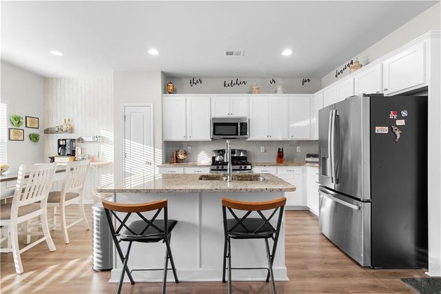 300 Winston Circle, Canton, GA 30114