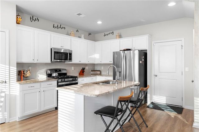 300 Winston Circle, Canton, GA 30114