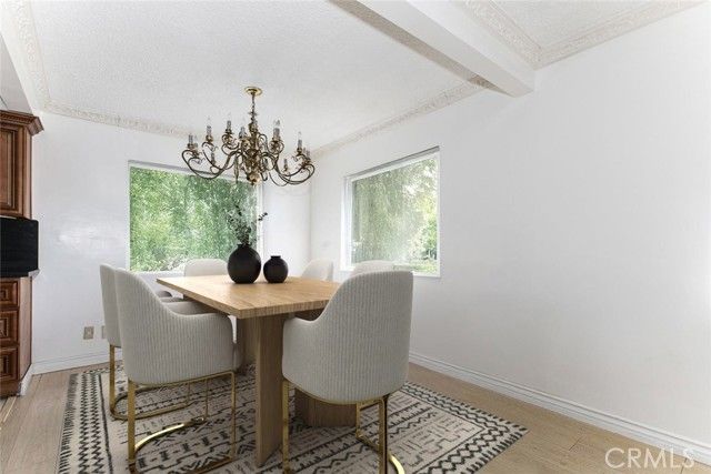 1748 N Kenmore Avenue 203, Los Angeles, CA 90027