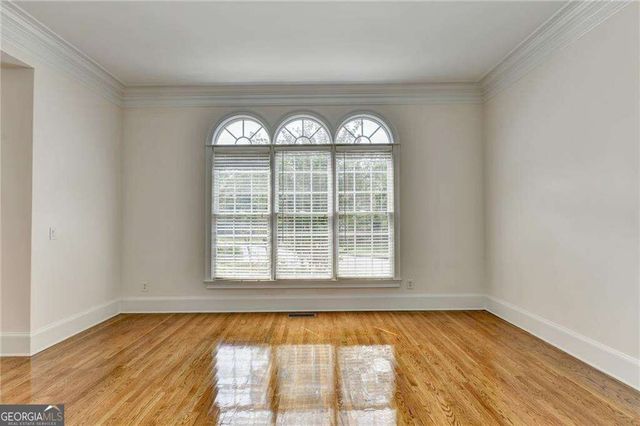 8280 Sentinae Chase Drive, Roswell, GA 30076
