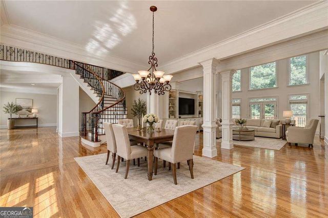 8280 Sentinae Chase Drive, Roswell, GA 30076