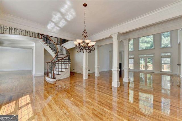 8280 Sentinae Chase Drive, Roswell, GA 30076