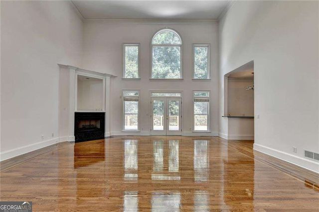 8280 Sentinae Chase Drive, Roswell, GA 30076