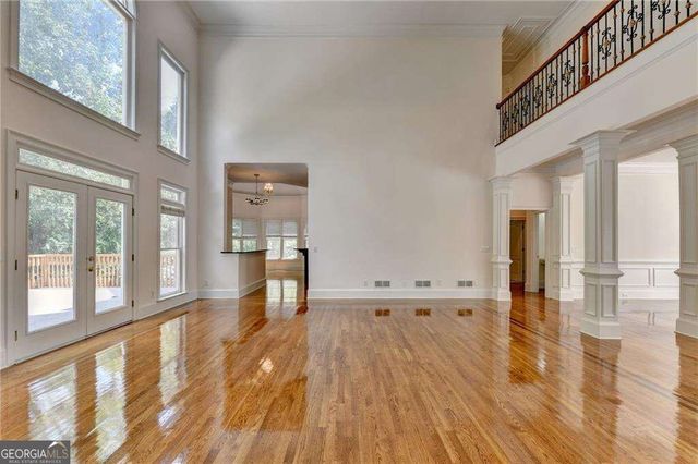 8280 Sentinae Chase Drive, Roswell, GA 30076
