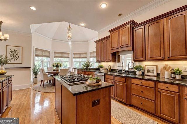 8280 Sentinae Chase Drive, Roswell, GA 30076