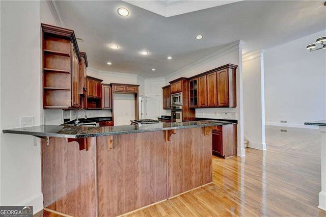 8280 Sentinae Chase Drive, Roswell, GA 30076