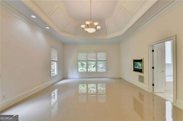 8280 Sentinae Chase Drive, Roswell, GA 30076