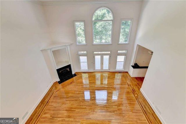 8280 Sentinae Chase Drive, Roswell, GA 30076