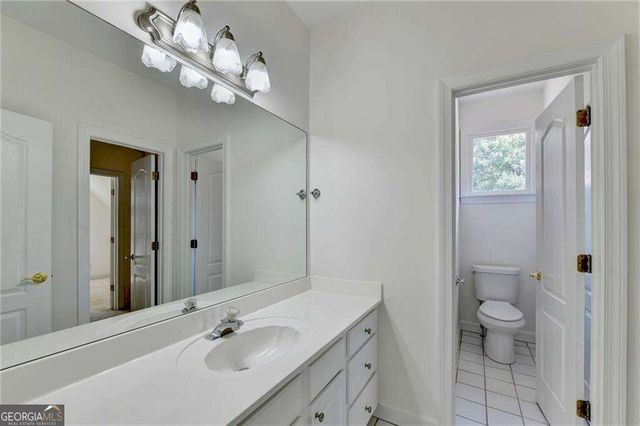 8280 Sentinae Chase Drive, Roswell, GA 30076