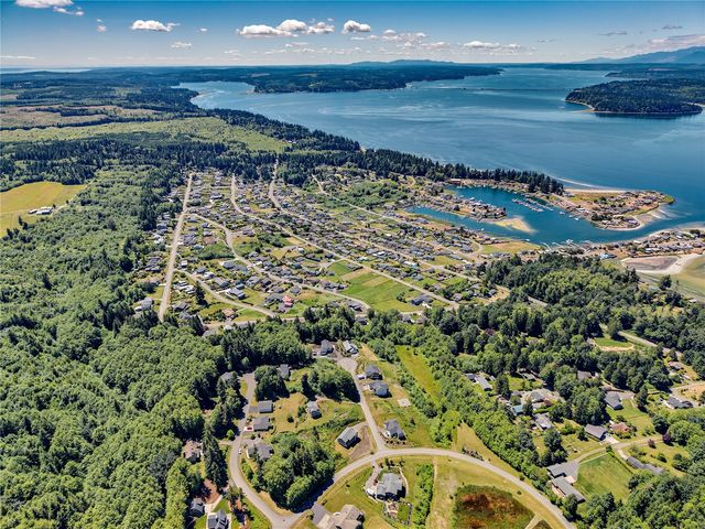 38766 Tinker Place NE, Hansville, WA 98340