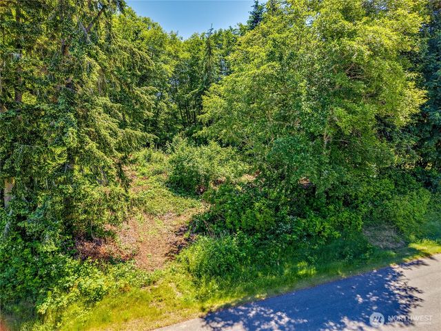 38766 Tinker Place NE, Hansville, WA 98340