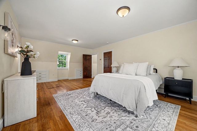 15 Eden St, Framingham, MA 01702