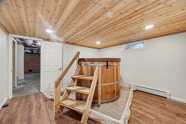 15 Eden St, Framingham, MA 01702