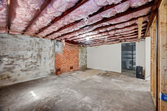 15 Eden St, Framingham, MA 01702