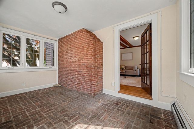 15 Eden St, Framingham, MA 01702