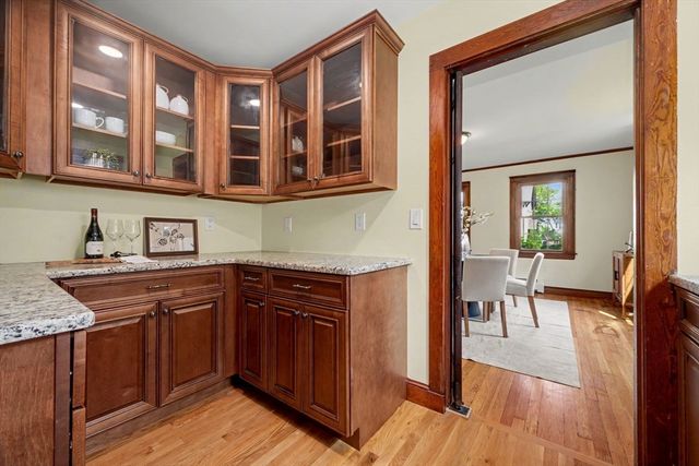 15 Eden St, Framingham, MA 01702