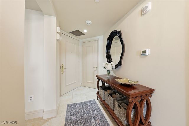 2747 Paradise Road 1205, Las Vegas, NV 89109