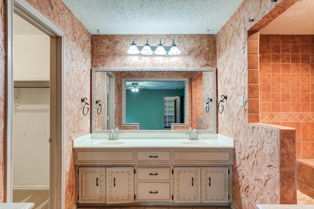 5523 74th Street, Lubbock, TX 79424
