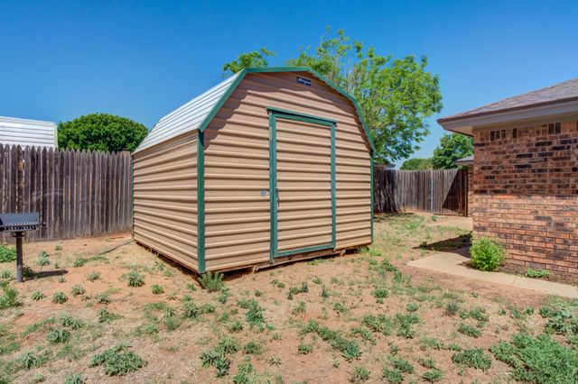 5523 74th Street, Lubbock, TX 79424