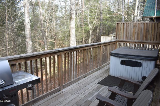 3516 Brook Stone Way, Pigeon Forge, TN 37863