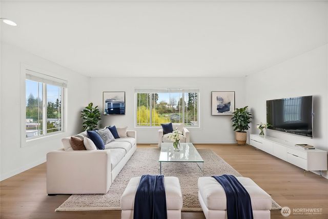 3606 Waller Road E, Tacoma, WA 98443