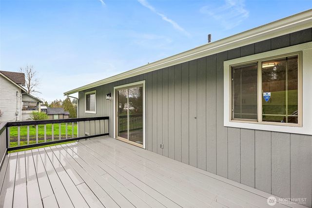 3606 Waller Road E, Tacoma, WA 98443