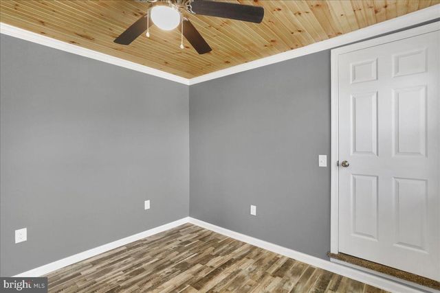 17 TURKEY HILL RD, Augusta, WV 26704