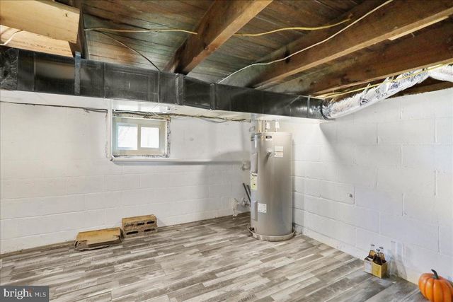 17 TURKEY HILL RD, Augusta, WV 26704