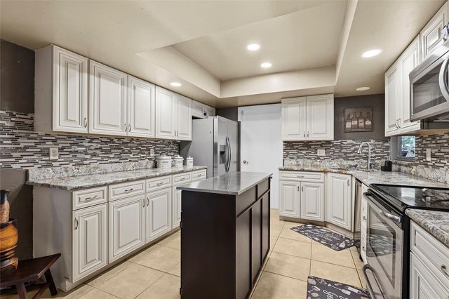 2356 TEAL AVENUE, Sarasota, FL 34232