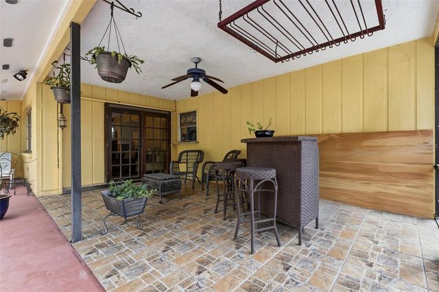 2356 TEAL AVENUE, Sarasota, FL 34232