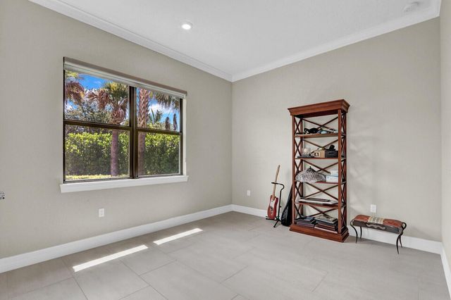 9242 Balsamo Drive, Palm Beach Gardens, FL 33412