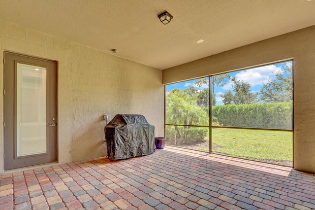 9242 Balsamo Drive, Palm Beach Gardens, FL 33412