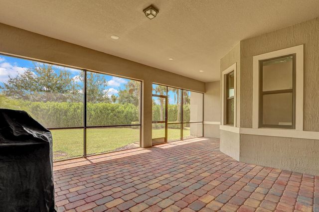 9242 Balsamo Drive, Palm Beach Gardens, FL 33412