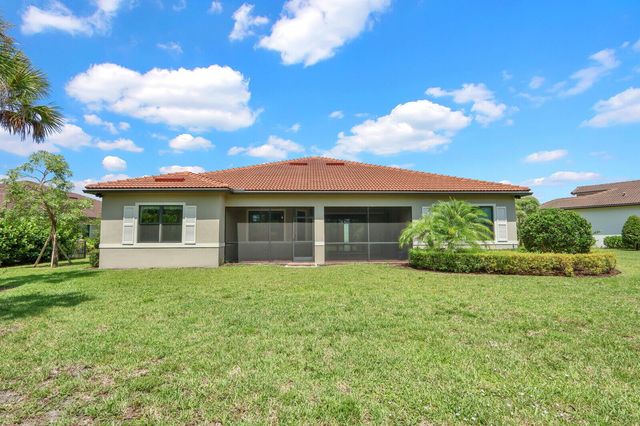 9242 Balsamo Drive, Palm Beach Gardens, FL 33412