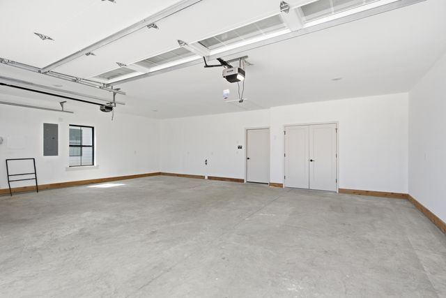 5321 SPARTINA, Columbia, MO 65203