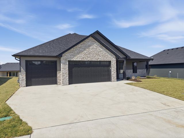 5321 SPARTINA, Columbia, MO 65203
