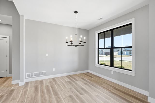 5321 SPARTINA, Columbia, MO 65203