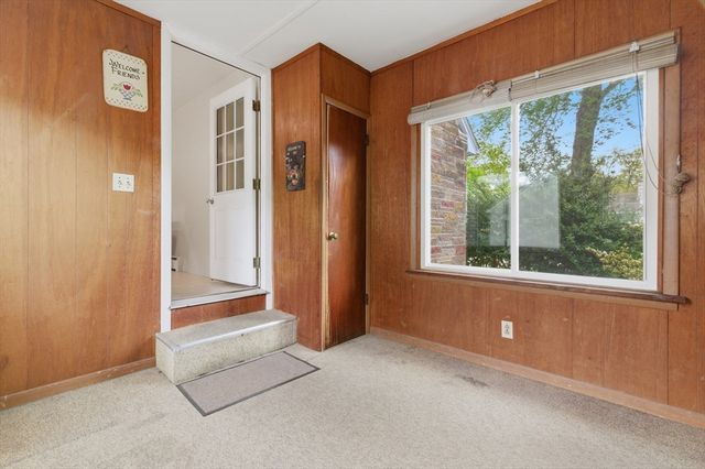 188 Glendale Road, Attleboro, MA 02703