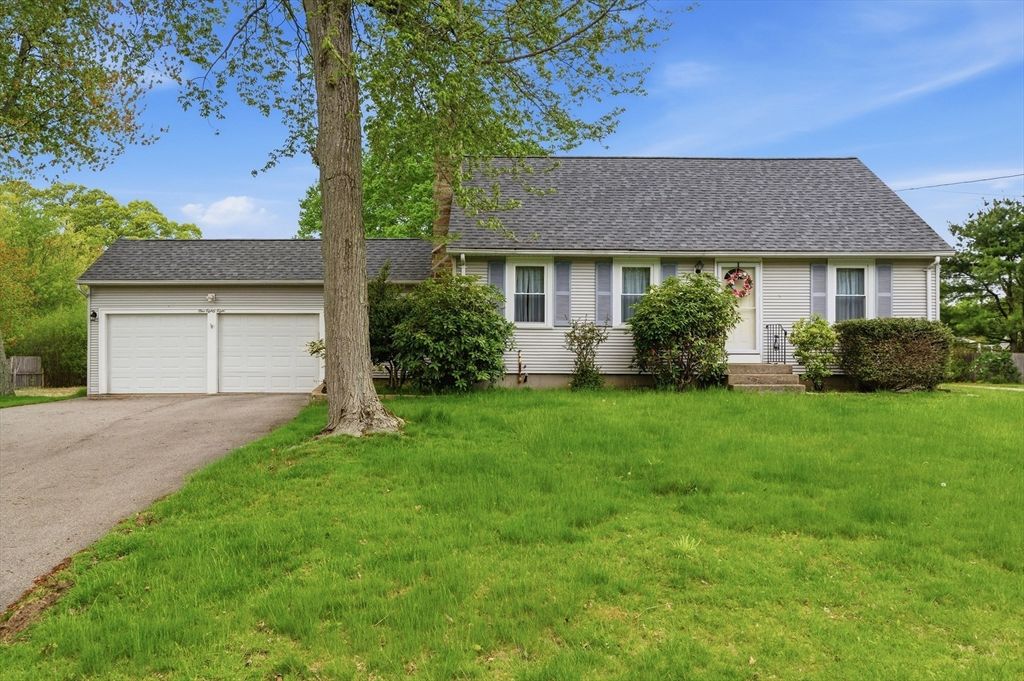 188 Glendale Road, Attleboro, MA 02703