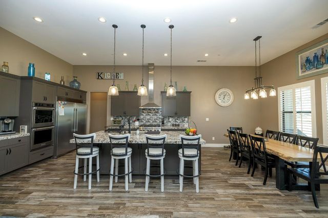 19206 Bloss Ave, Hilmar, CA 95324