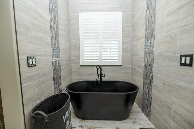 19206 Bloss Ave, Hilmar, CA 95324