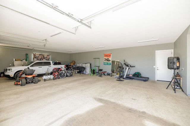 19206 Bloss Ave, Hilmar, CA 95324