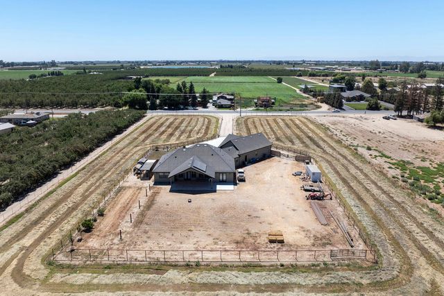 19206 Bloss Ave, Hilmar, CA 95324