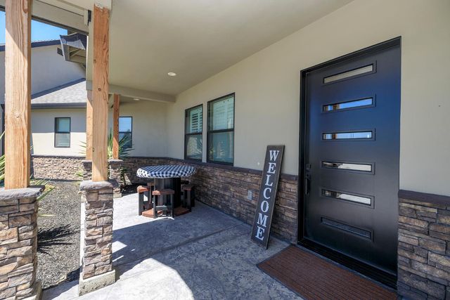 19206 Bloss Ave, Hilmar, CA 95324