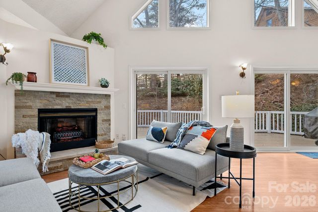 71 Captains Drive, Candler, NC 28715