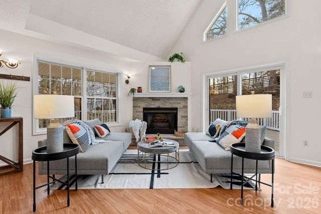 71 Captains Drive, Candler, NC 28715