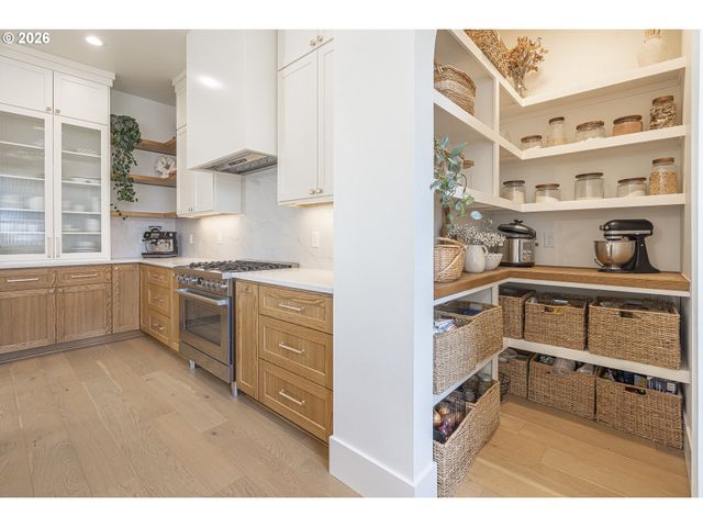 3302 FELTON St S, Salem, OR 97302