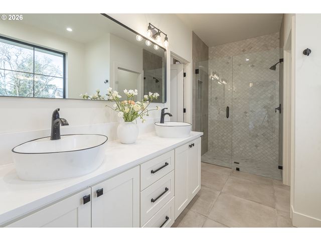 3302 FELTON St S, Salem, OR 97302